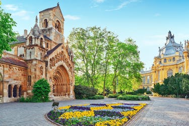 Budapest city park self-guided walking tour